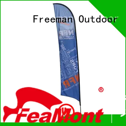 FeaMont customized flag banners type in street