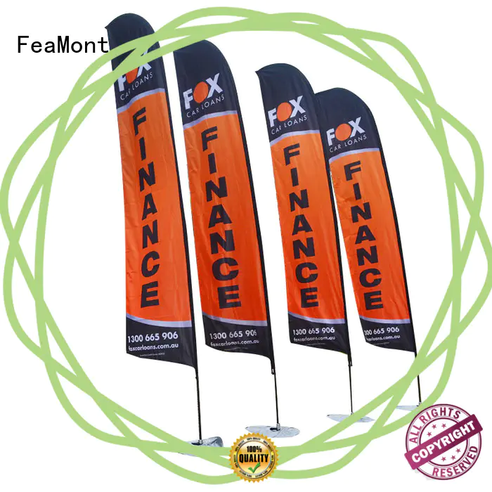 FeaMont outdoor mini beach flag feather in street