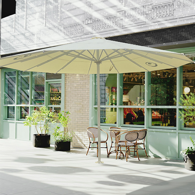 Heavy Duty Big Size Round-shape Patio Umbrella